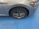 Used 2024 Volkswagen Jetta SE image 3