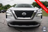 Used 2022 Nissan Rogue SV image 2