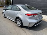 Used 2022 Toyota Corolla LE image 2