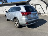 Used 2016 Mitsubishi Outlander SE image 3