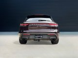 Certified 2023 Porsche Macan image 4