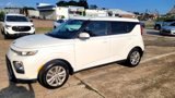 Used 2020 Kia Soul LX image 2