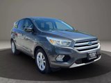 Used 2017 Ford Escape SE image 4
