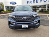 Certified 2021 Ford Explorer XLT w/ Equipment Group 202A image 3