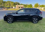 Used 2019 Nissan Rogue SV w/ Premium Package image 4
