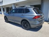 Used 2021 Volkswagen Tiguan SE R-Line image 2