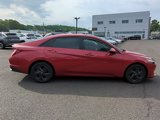 Used 2022 Hyundai Elantra SEL image 2