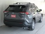 Used 2022 Toyota RAV4 LE image 5