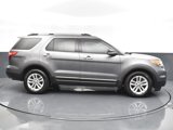 Used 2014 Ford Explorer XLT w/ Equipment Group 201A image 4
