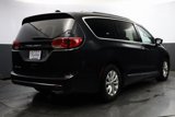 Used 2018 Chrysler Pacifica Touring-L Plus image 4