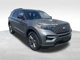 Used 2022 Ford Explorer XLT w/ Equipment Group 202A image 2