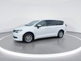 Used 2017 Chrysler Pacifica Touring image 5