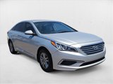 Used 2017 Hyundai Sonata SE image 3