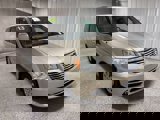 Used 2013 Chrysler Town & Country Touring image 3