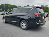 Certified 2023 Chrysler Pacifica Touring-L image 3