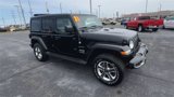 Used 2021 Jeep Wrangler Unlimited Sahara image 2