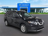 Used 2018 Nissan Rogue SV image 3