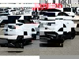 Used 2022 Buick Envision Essence w/ Technology Package II image 2