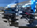 Used 2017 Chevrolet Traverse LT w/ Style and Technology Package image 3