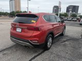 Used 2019 Hyundai Santa Fe SEL image 3