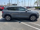 Used 2022 Volkswagen Taos SE image 2