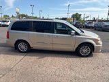 Used 2013 Chrysler Town & Country Touring-L w/ Driver Convenience Group image 5