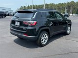 New 2025 Jeep Compass Latitude image 3