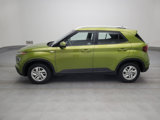 Used 2020 Hyundai Venue SEL image 2