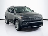 Used 2022 Jeep Compass Latitude image 3