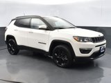 Used 2020 Jeep Compass Latitude image 3