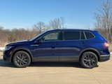 Used 2024 Volkswagen Tiguan SE image 2