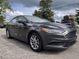 Used 2017 Ford Fusion SE w/ Fusion SE Technology Package image 3