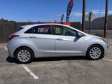 Used 2017 Hyundai Elantra GT image 4