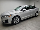 Used 2019 Ford Fusion SE image 2