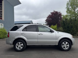 Used 2009 Kia Sorento LX image 2