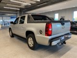 Used 2011 Chevrolet Avalanche LS image 6