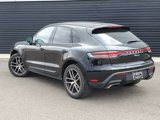 Used 2024 Porsche Macan image 3