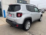 Used 2016 Jeep Renegade Latitude w/ Cold Weather Group image 5