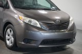 Used 2017 Toyota Sienna LE image 4