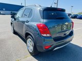 Used 2022 Chevrolet Trax LT w/ LT Convenience Package image 5
