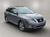 Used 2015 Nissan Pathfinder Platinum w/ Family Entertainment Package image 3