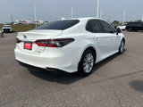 Used 2022 Toyota Camry LE image 5