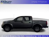 Used 2020 Nissan Frontier SV image 2