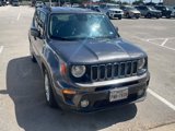 Used 2019 Jeep Renegade Latitude image 2