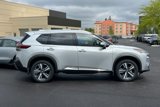 Used 2023 Nissan Rogue SL w/ SL Premium Package image 3