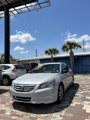 Used 2011 Honda Accord EX-L image 2