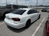 Used 2017 Volkswagen Passat 1.8T R-Line image 3