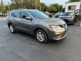 Used 2016 Nissan Rogue SV image 3