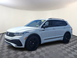 Certified 2022 Volkswagen Tiguan SE R-Line image 3
