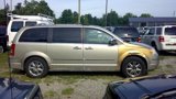 Used 2008 Chrysler Town & Country Limited w/ Entertainment Group #3 image 3